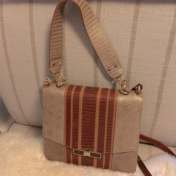 Brahmin bag, like new, medium - Picture 10 of 13